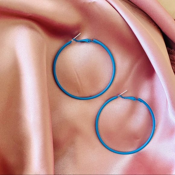 💙Circle Royal Blue Earrings Hoops - Picture 3 of 5